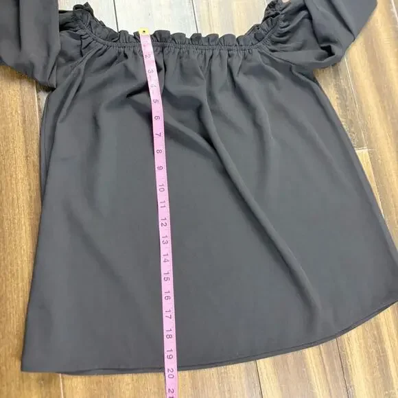 Lulu's size S Black Ruched Blouse Flowy Elastic Cuffs wide Round Neck Long Sleev - Picture 6 of 11